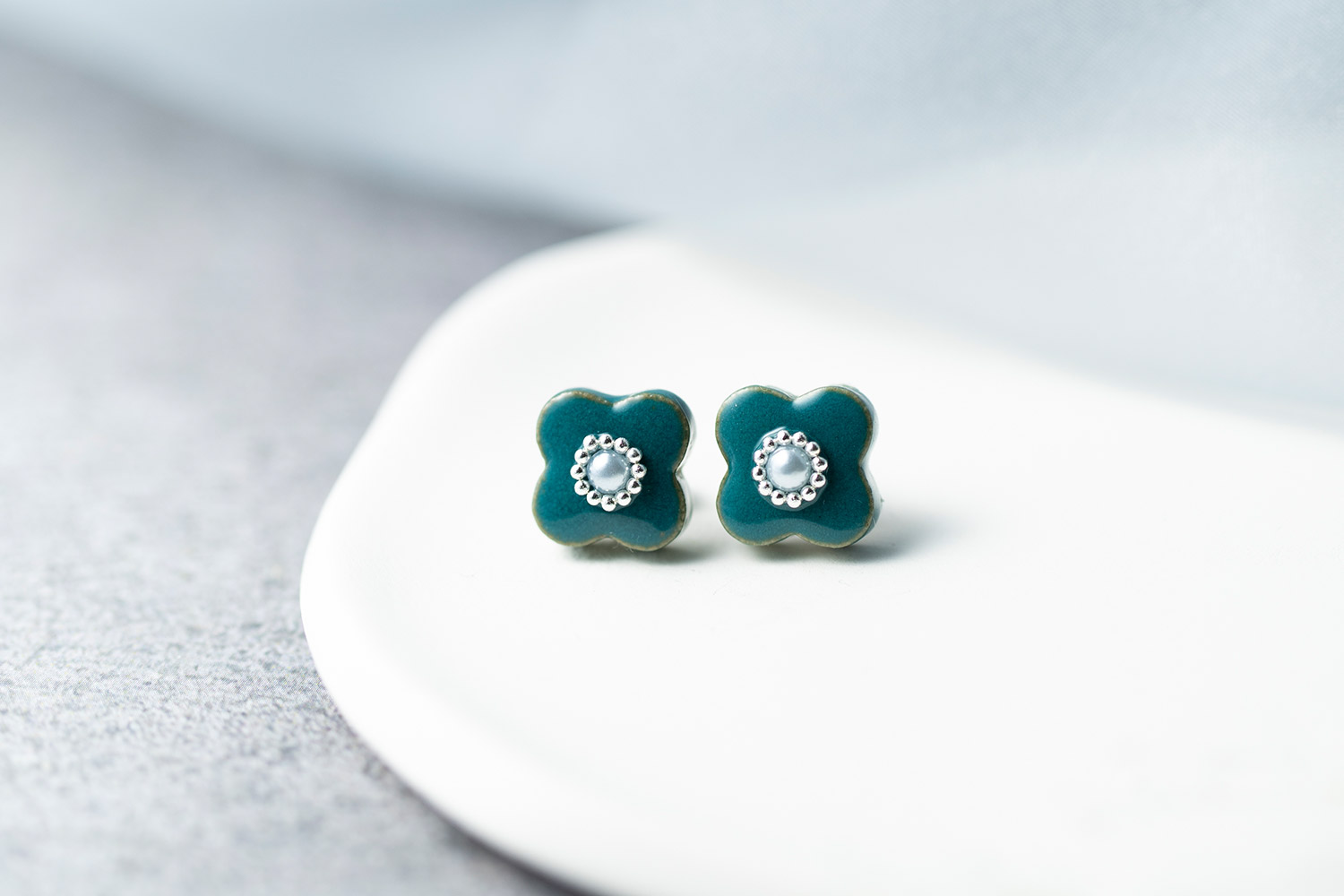 美濃焼 陶器 小花 パール ピアス／イヤリング｜翠色 ギフトボックス付き